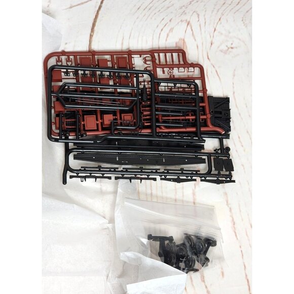 Vintage Model Train Collectible: Branchline Trains Blueprints Series Kits - Picture 10 of 15